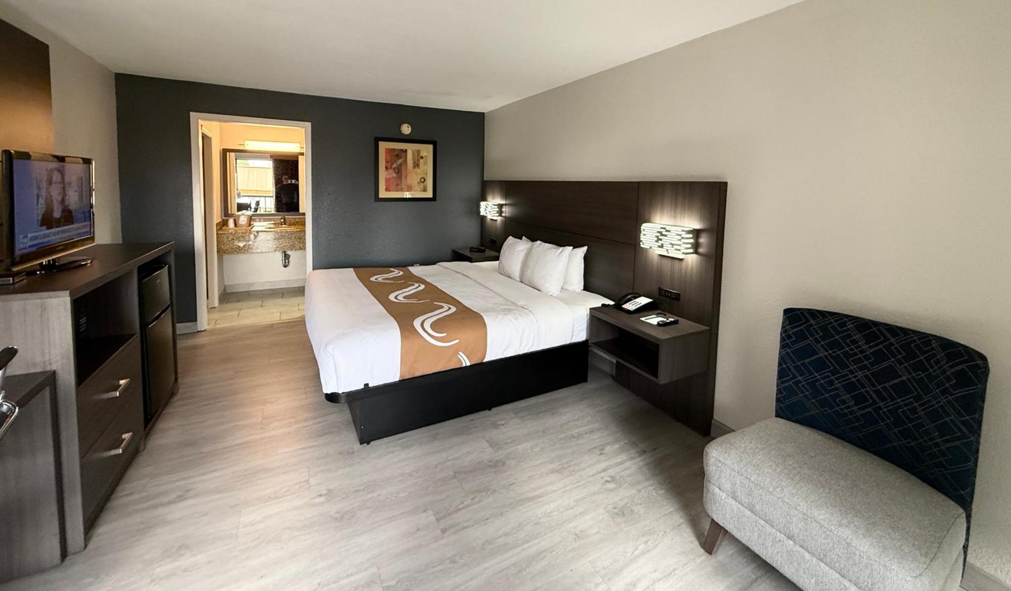 Quality Inn & Suites Baton Rouge West - Port Allen Bagian luar foto