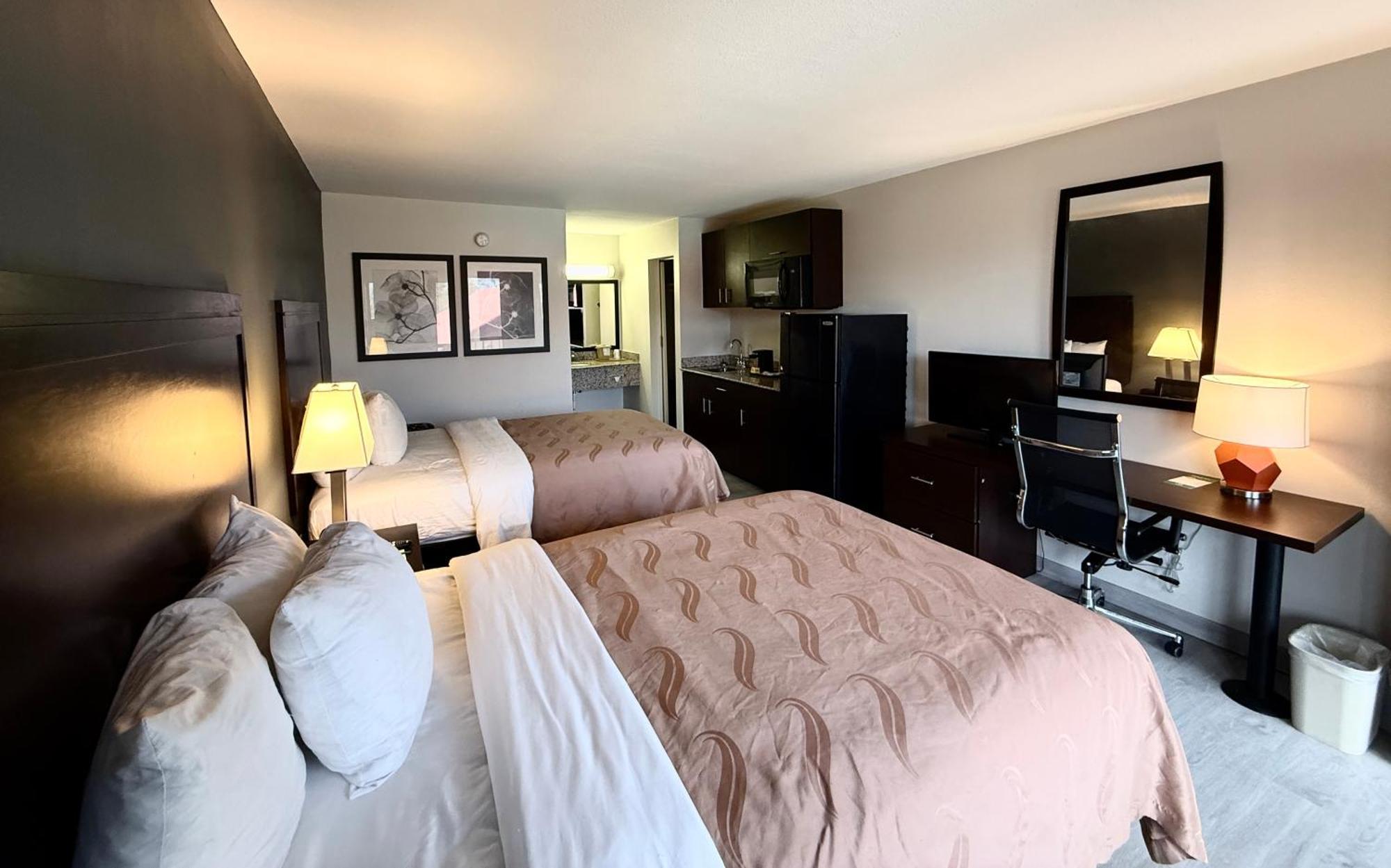 Quality Inn & Suites Baton Rouge West - Port Allen Bagian luar foto